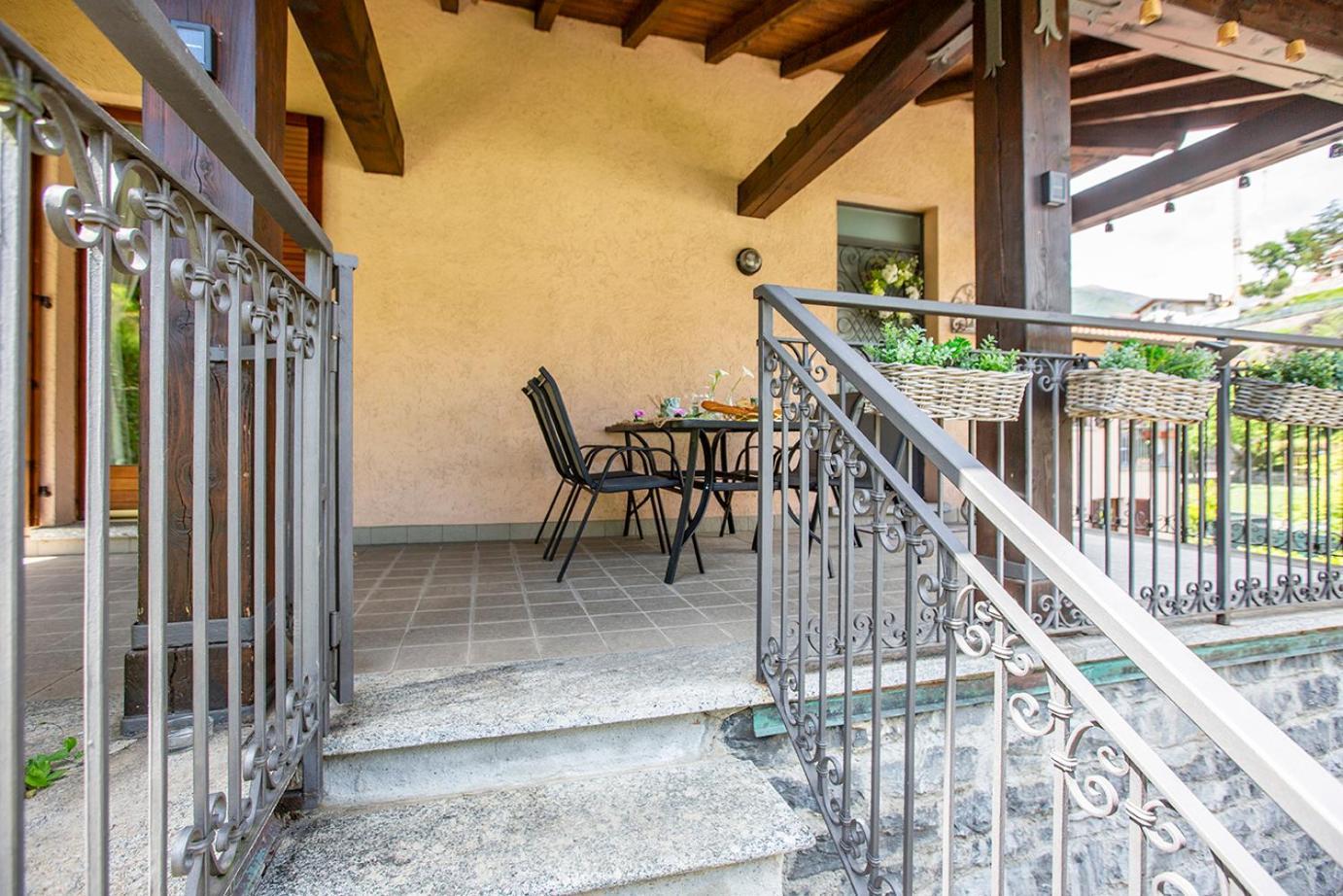 L'Acero Rosso - Giardino Privato E Box Auto Villa Menaggio Buitenkant foto