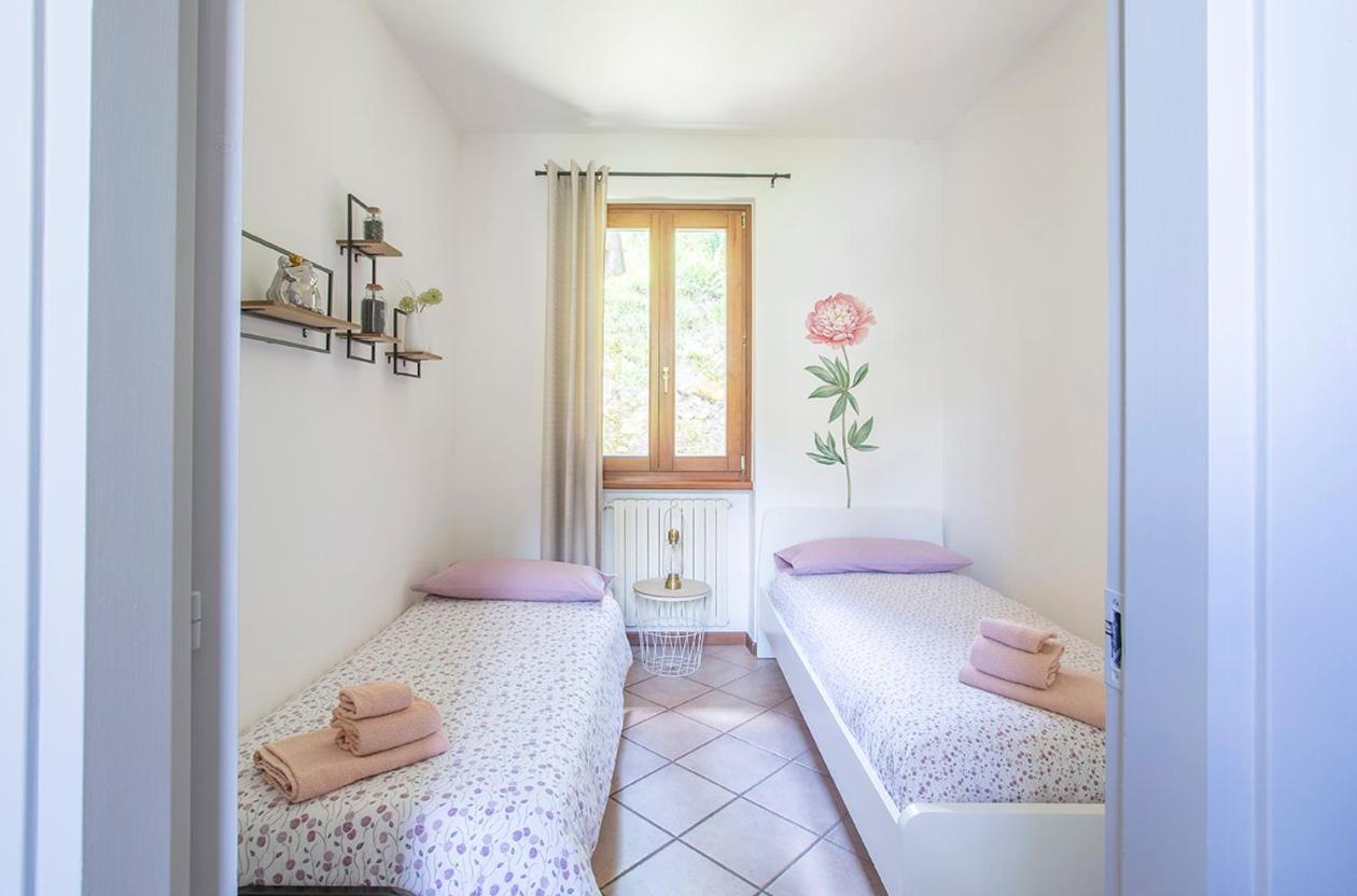 L'Acero Rosso - Giardino Privato E Box Auto Villa Menaggio Buitenkant foto