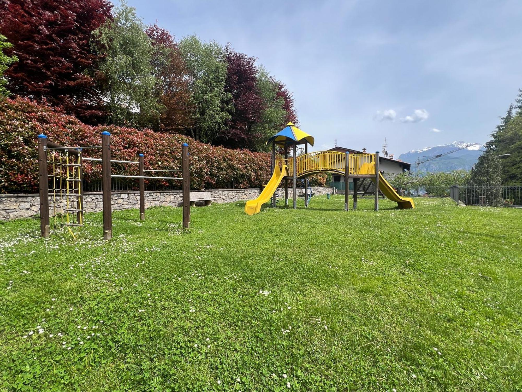 L'Acero Rosso - Giardino Privato E Box Auto Villa Menaggio Buitenkant foto